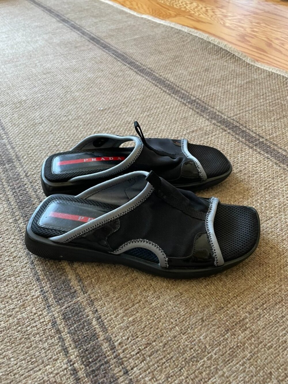 Vintage 90s/2000s Prada Slide Sandal
